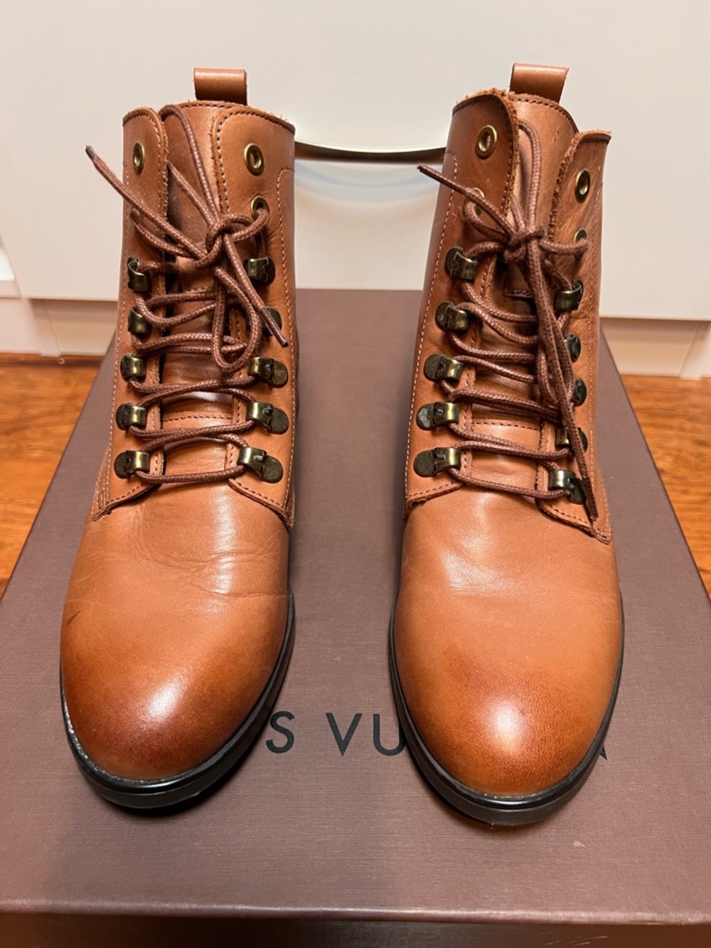 Women's Cognac Lace-Up Leather Ankle Boots
